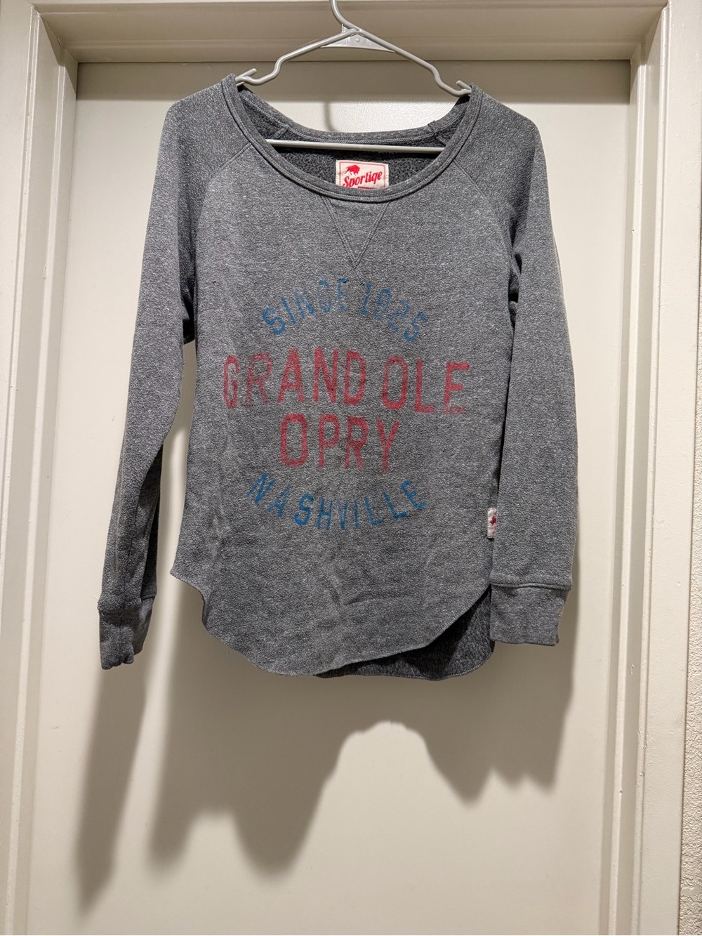 Sportige 'Grand Ole Opry Nashville' Graphic Pullover